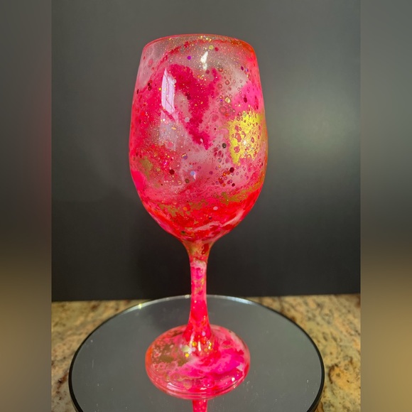 Handcrafted “Pink Party Girl ” Custom Large Wine Glass. 20 oz - Picture 3 of 10